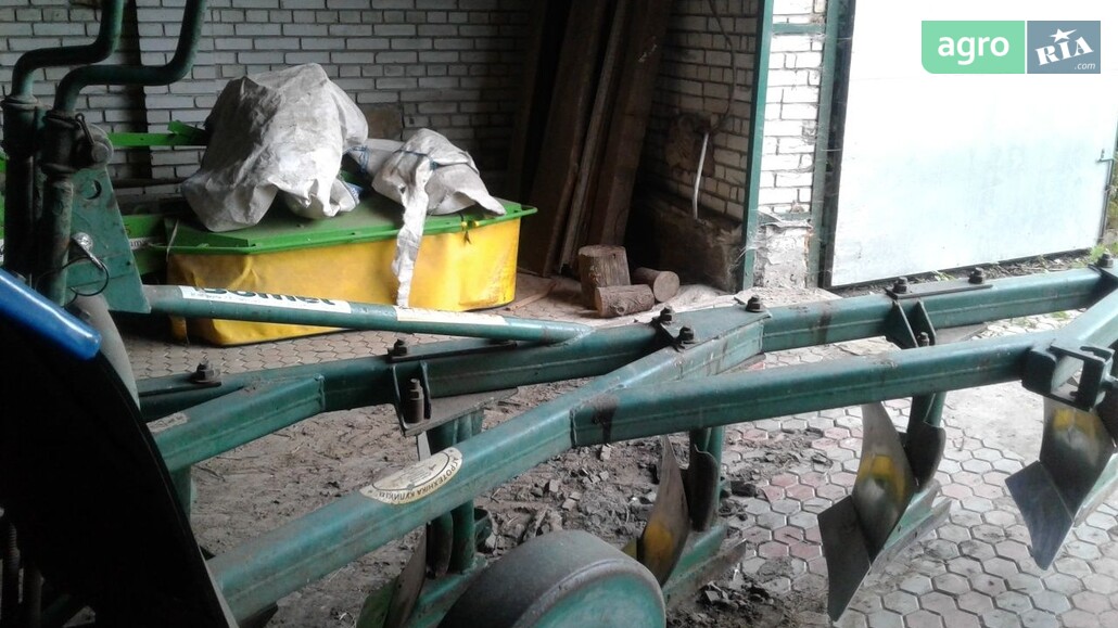 Плуг ПЛН 5-35 1985 - фото 1