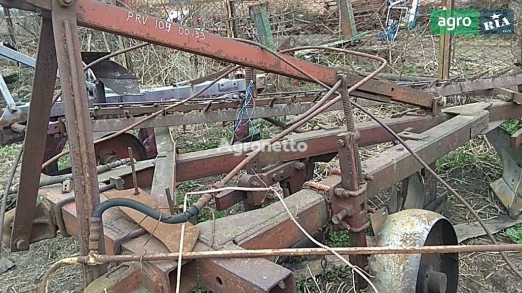 Плуг ПЛН 5-35 1990 - фото 1