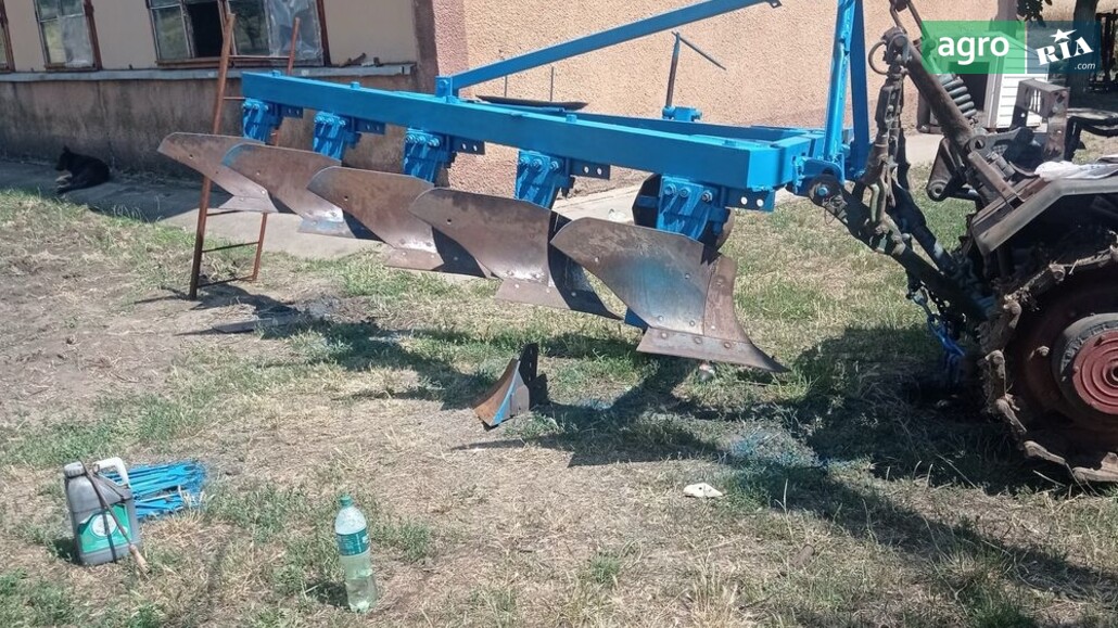 Плуг ПЛН 5-35 1999 - фото 1
