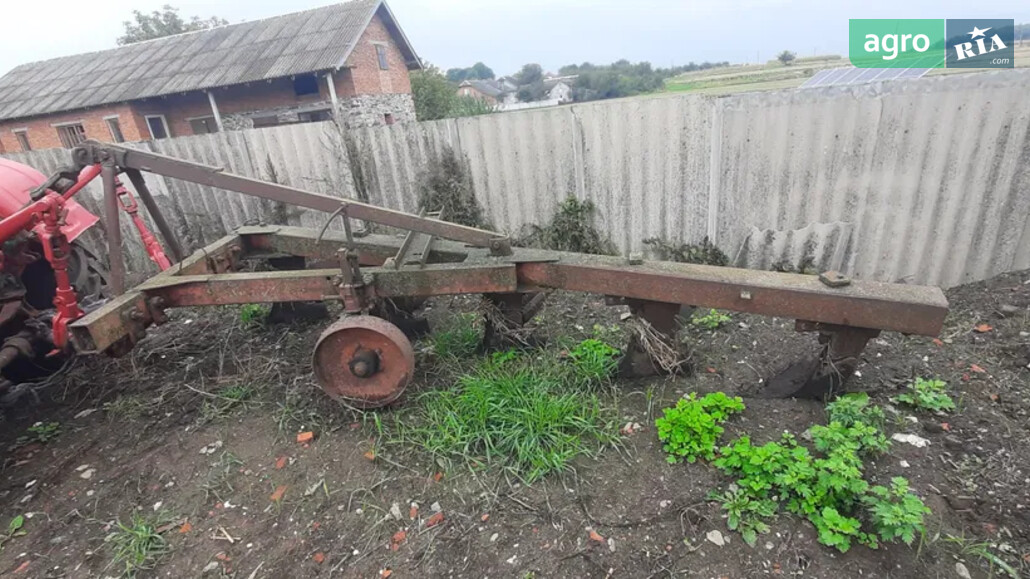 Плуг ПЛН 5-35 1999 - фото 1