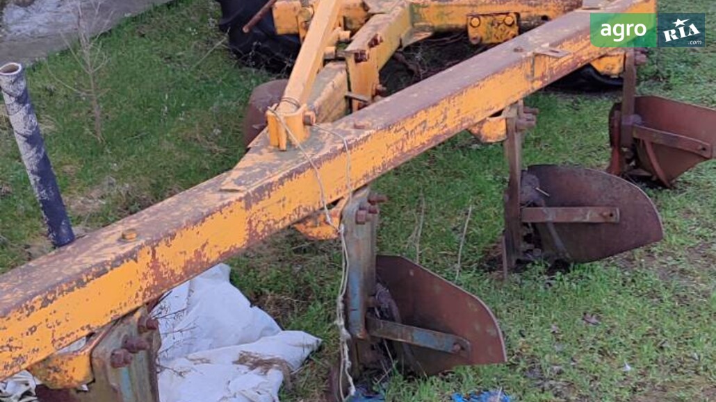 Плуг ПЛН 5-35 2000 - фото 1