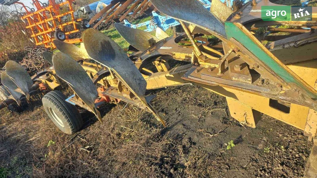 Плуг ПЛН 6-35 1988 - фото 1