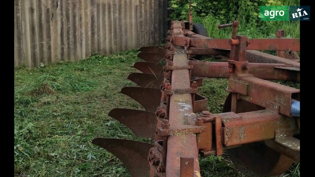 Плуг ПЛН 8-40 2012 - фото 1