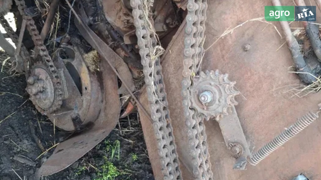 Прес-підбірник ПРФ 180 1990 - фото 1