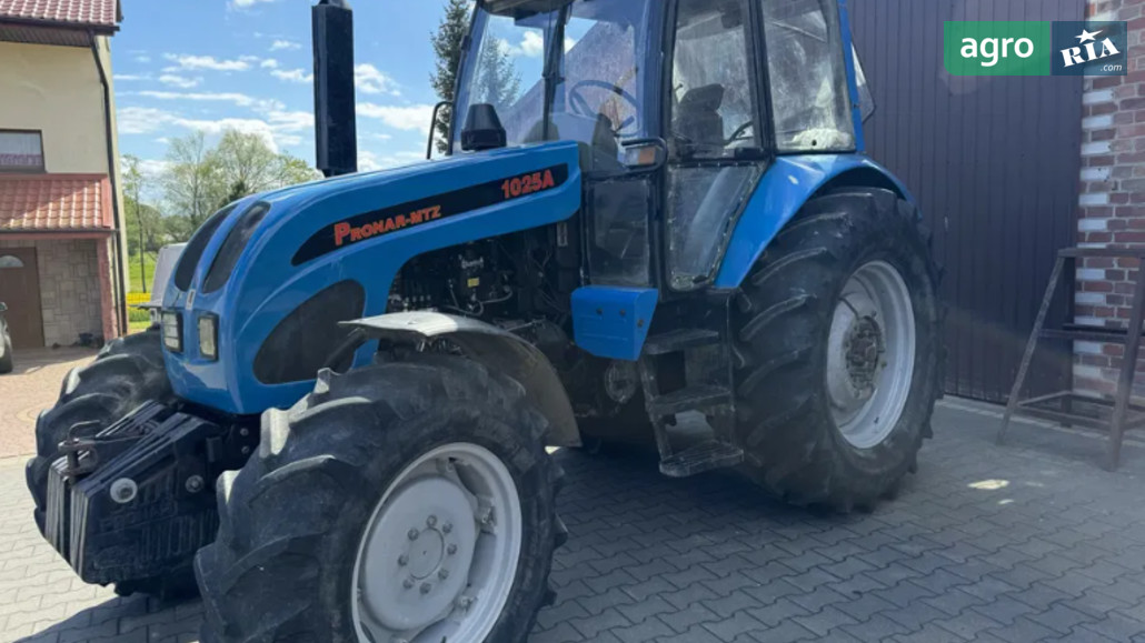 Трактор Pronar 1025A  - фото 1