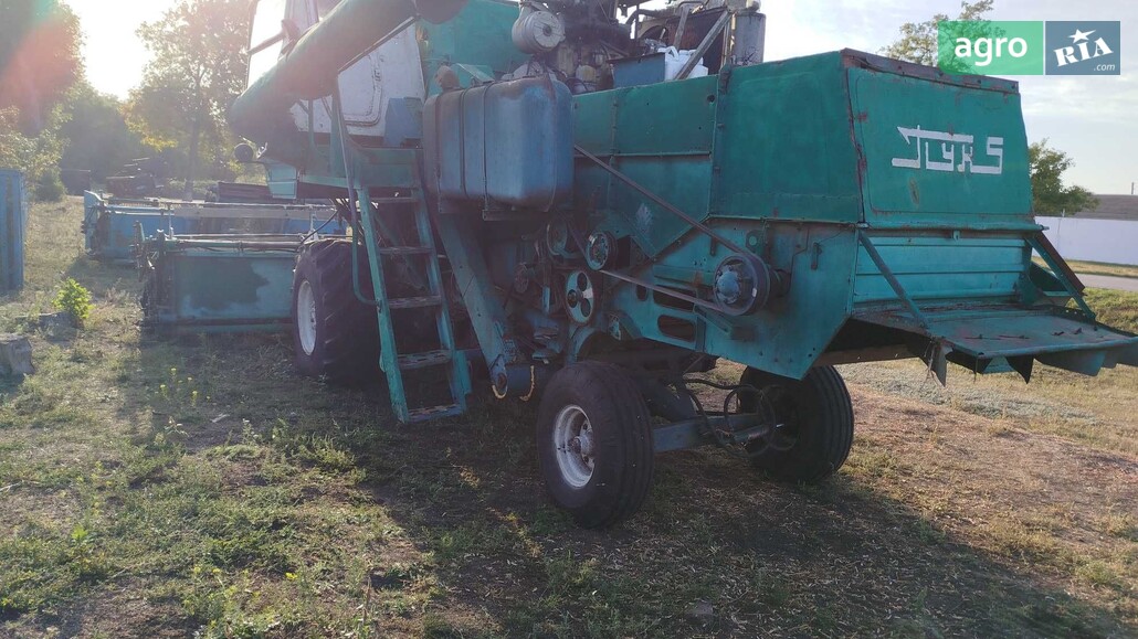Комбайн Ростсельмаш Нива СК-5 2000 - фото 1