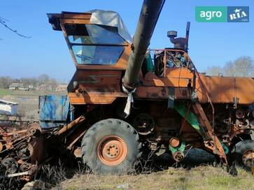 Ростсельмаш Нива СК-5М-1 1993 - фото