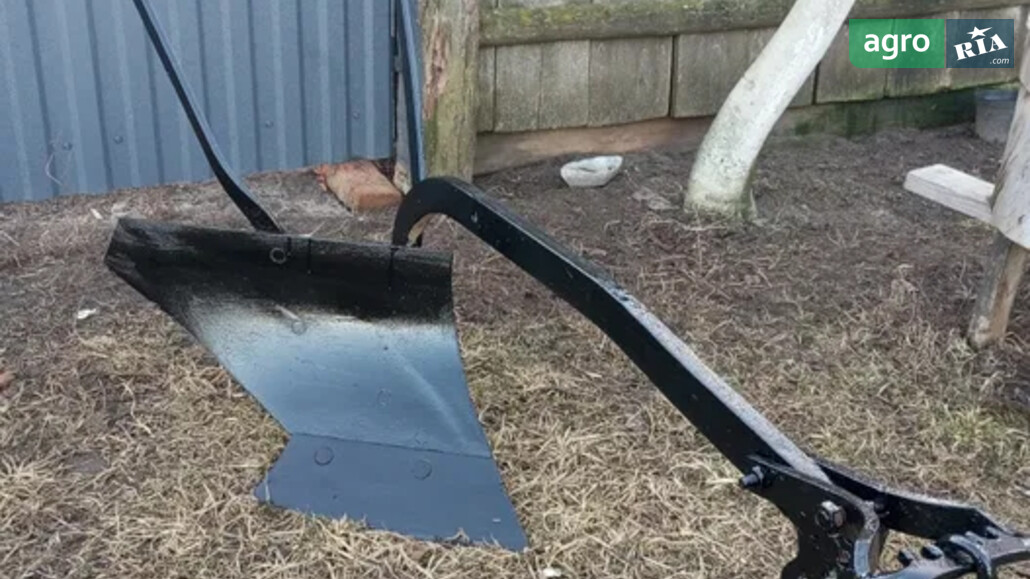 Плуг Саморобний   1995 - фото 1