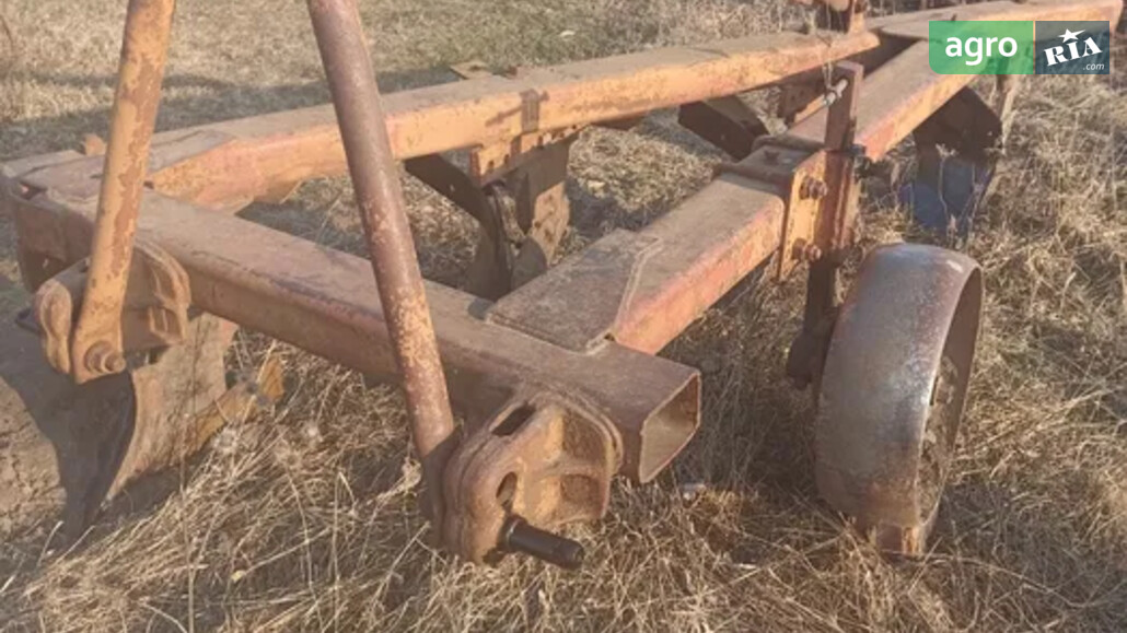 Плуг Саморобний   1990 - фото 1