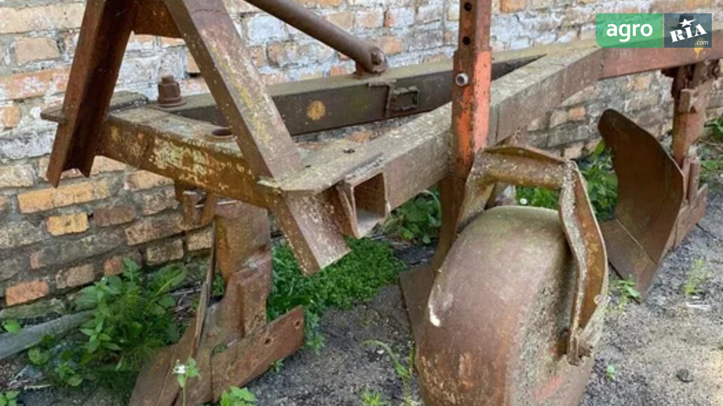 Плуг Саморобний   1990 - фото 1