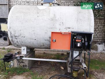 Саморобна    - фото