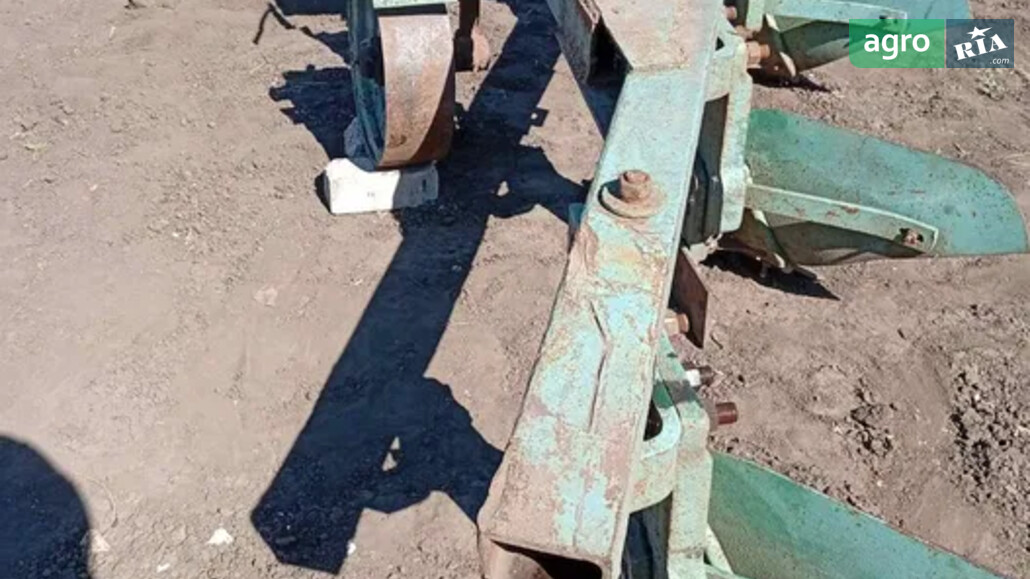 Плуг Саморобний   2000 - фото 1