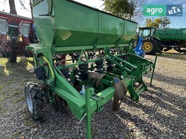 Саморобна    - фото