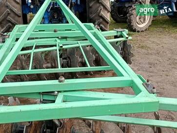 Саморобна    - фото