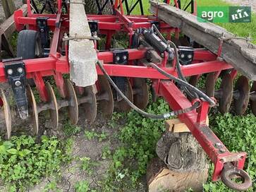 Саморобна    - фото