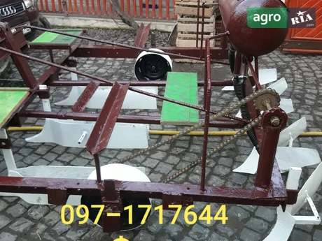 Саджалка Саморобна    - фото