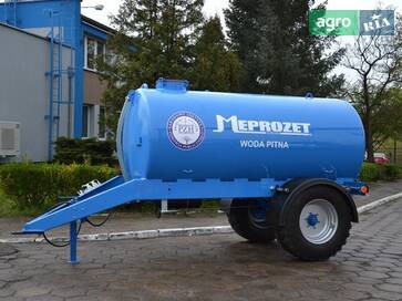 Саморобна    - фото