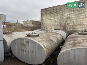 Саморобна    - фото