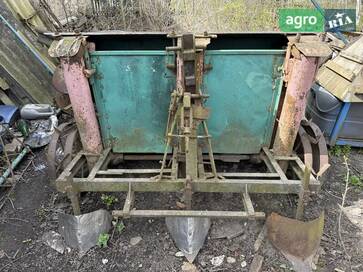 Саморобна    - фото