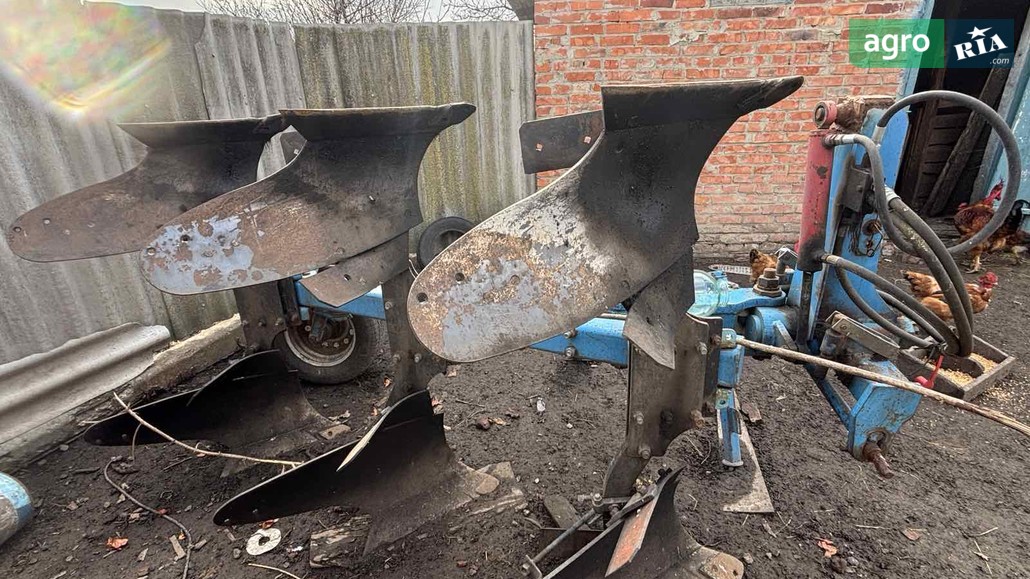 Плуг Уманьфермаш ПОН-3 2015 - фото 1