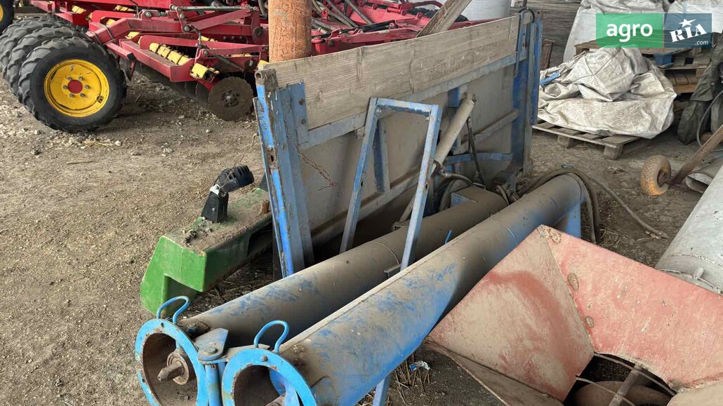 Загрузчик Уманьферммаш ЗС-30М 2016 - фото 1