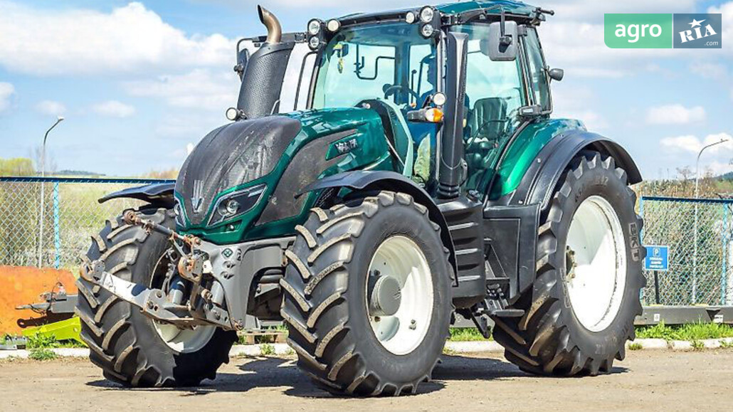 Трактор Valtra T214 2016 - фото 1