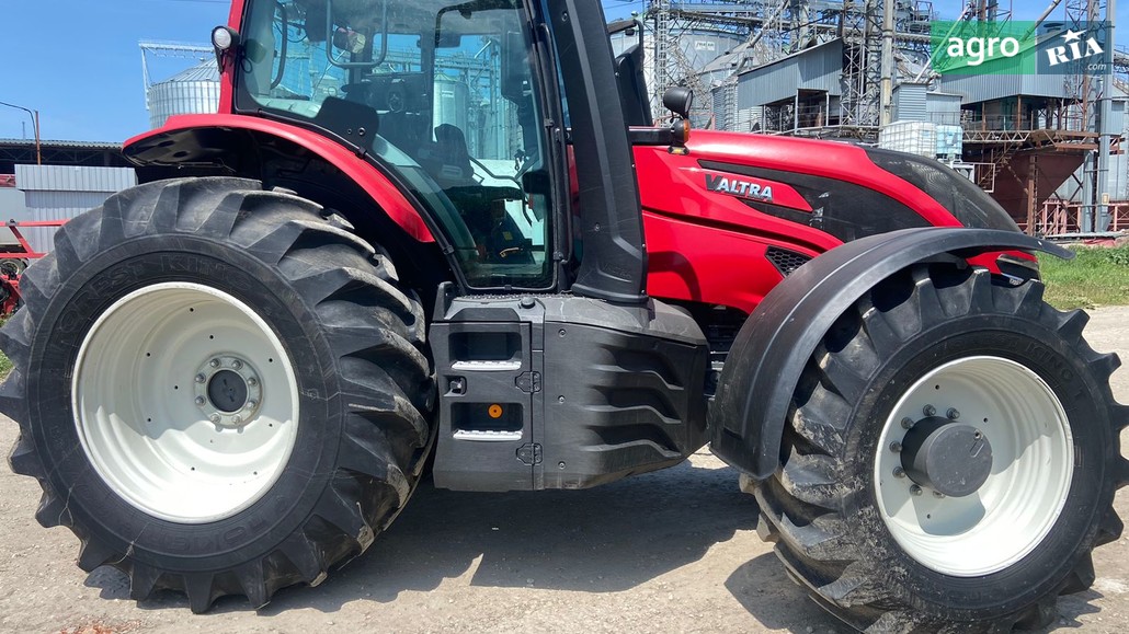 Трактор Valtra T235 2022 - фото 1