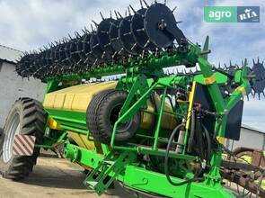 Машина для внесення добрив Велес-Агро Vulkan 12 2022