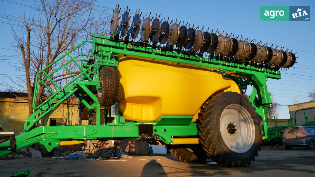 Машина для внесення добрив Велес-Агро Vulkan 9.75 2025 - фото 1