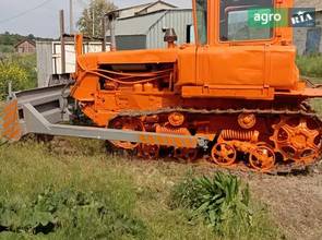 Трактор ВгТЗ ДТ-75 1980