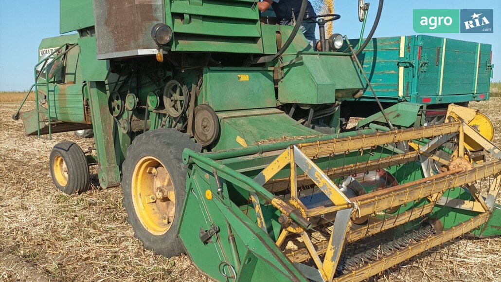 Комбайн Volvo BM 800 1980 - фото 1