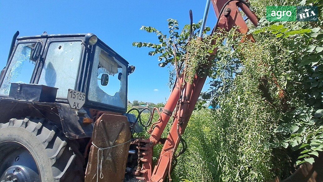 Трактор ЮМЗ 6 1985 - фото 1
