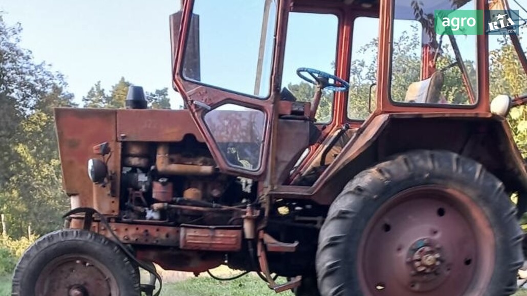 Трактор ЮМЗ 6 1992 - фото 1