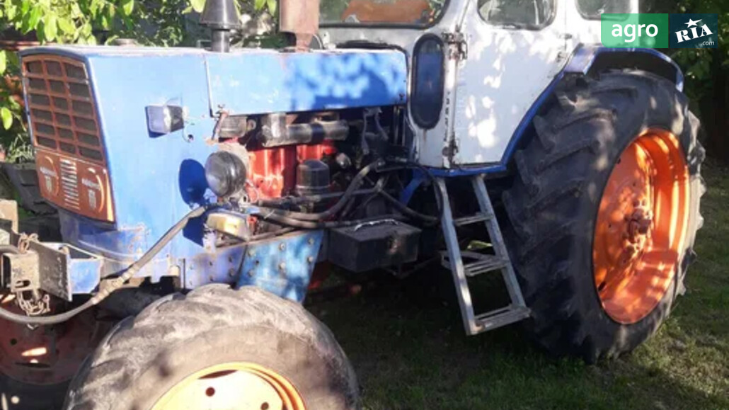 Трактор ЮМЗ 6 1981 - фото 1