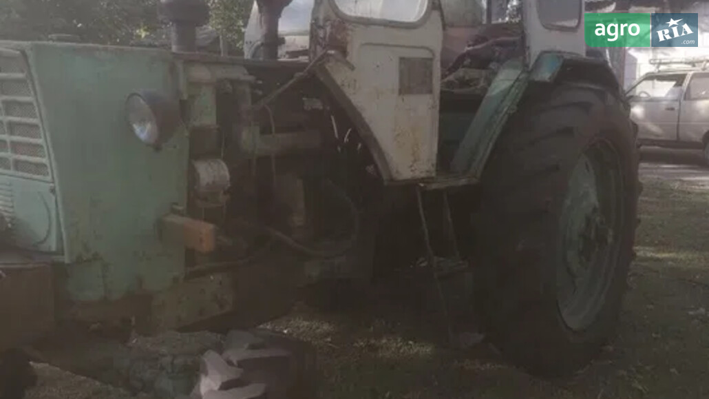 Трактор ЮМЗ 6 1988 - фото 1