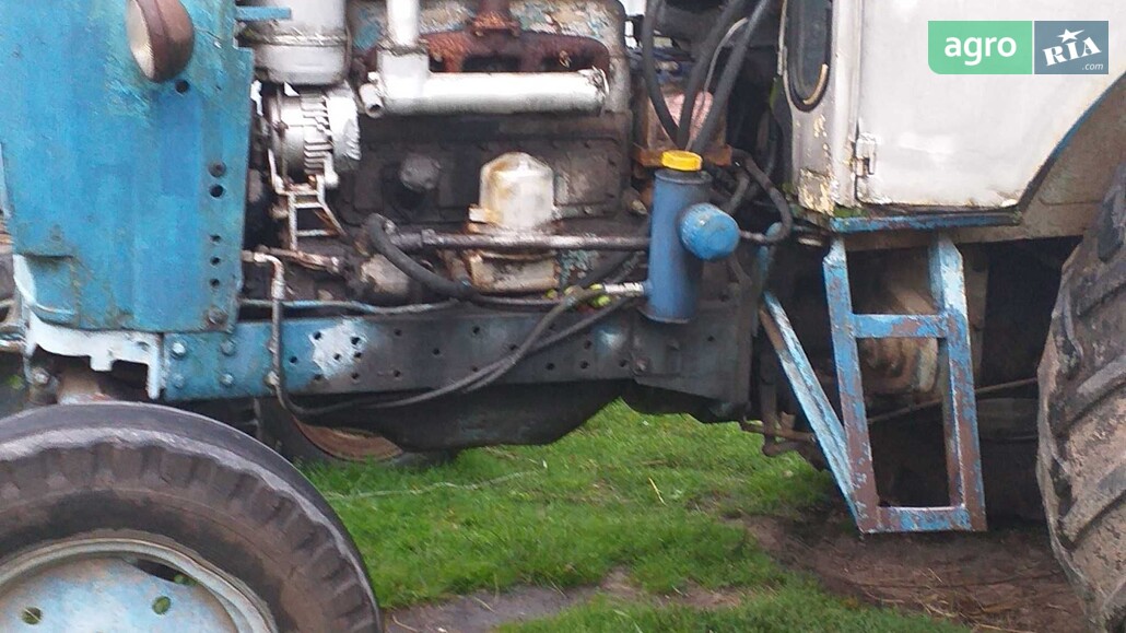 Трактор ЮМЗ 6 1982 - фото 1