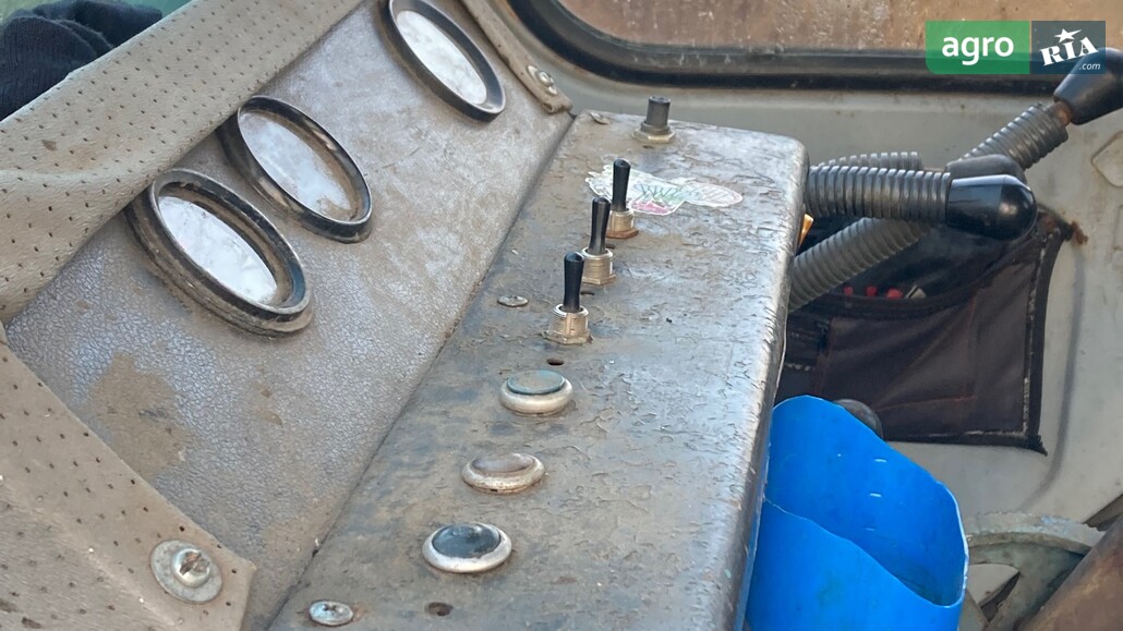 Трактор ЮМЗ 6 1982 - фото 1