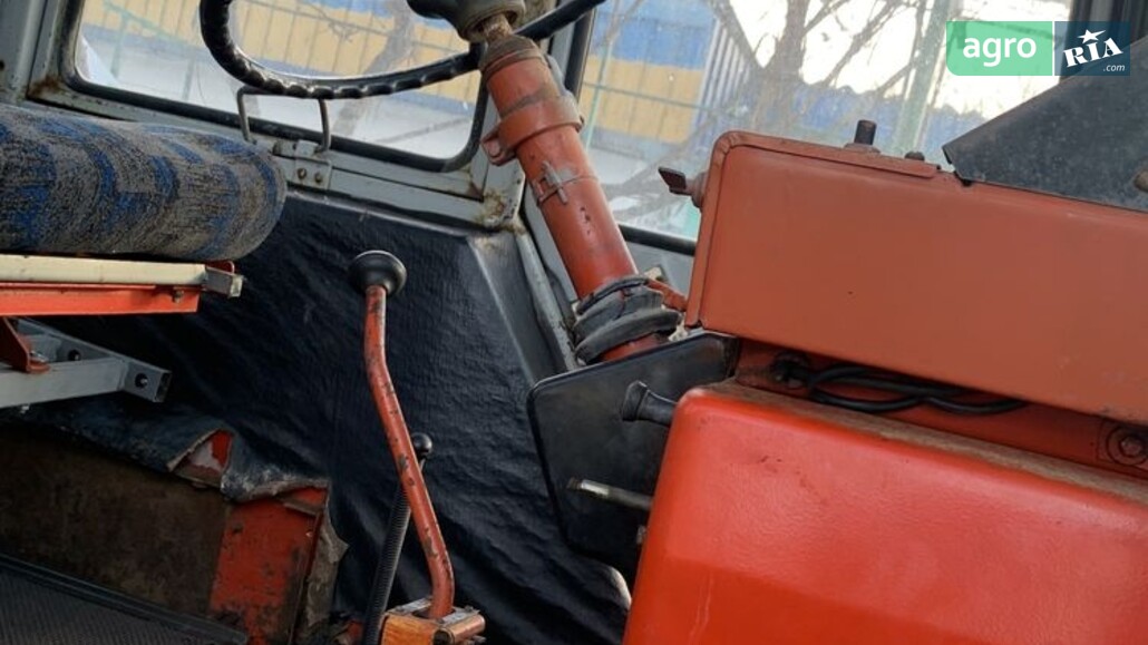 Трактор ЮМЗ 6 1992 - фото 1
