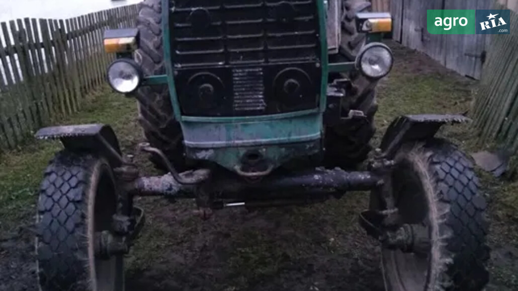 Трактор ЮМЗ 6 1990 - фото 1
