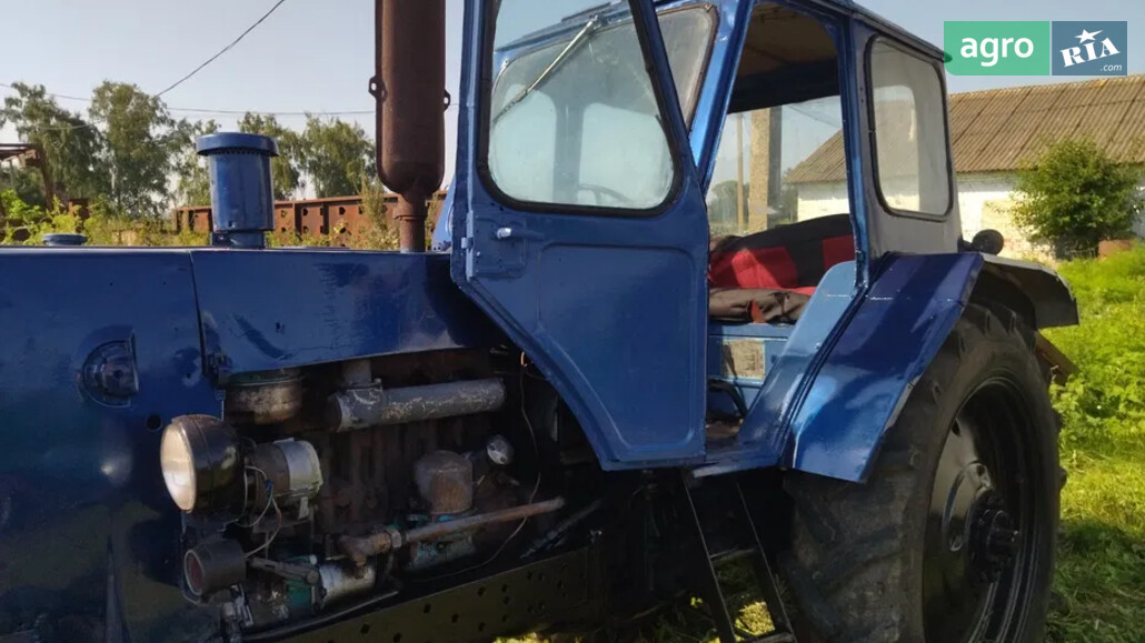 Трактор ЮМЗ 6  - фото 1