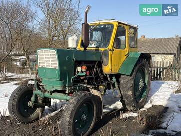 ЮМЗ 6  - фото