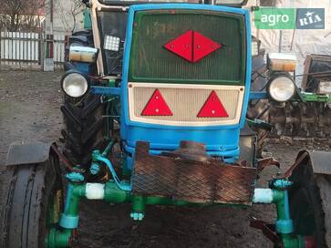 ЮМЗ 6AKM  - фото