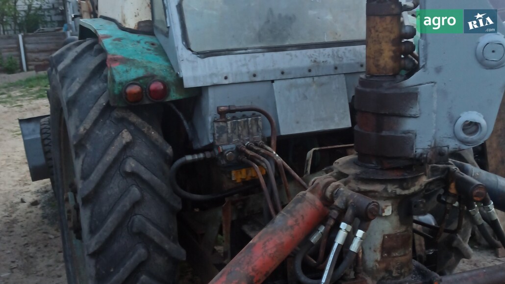 Трактор ЮМЗ 6КЛ 1977 - фото 1