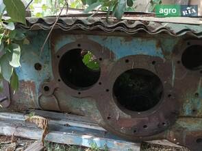 Корпус трансмісії (корито) ЮМЗ