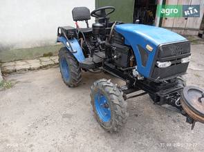 Мінітрактор Zubr 12 2015