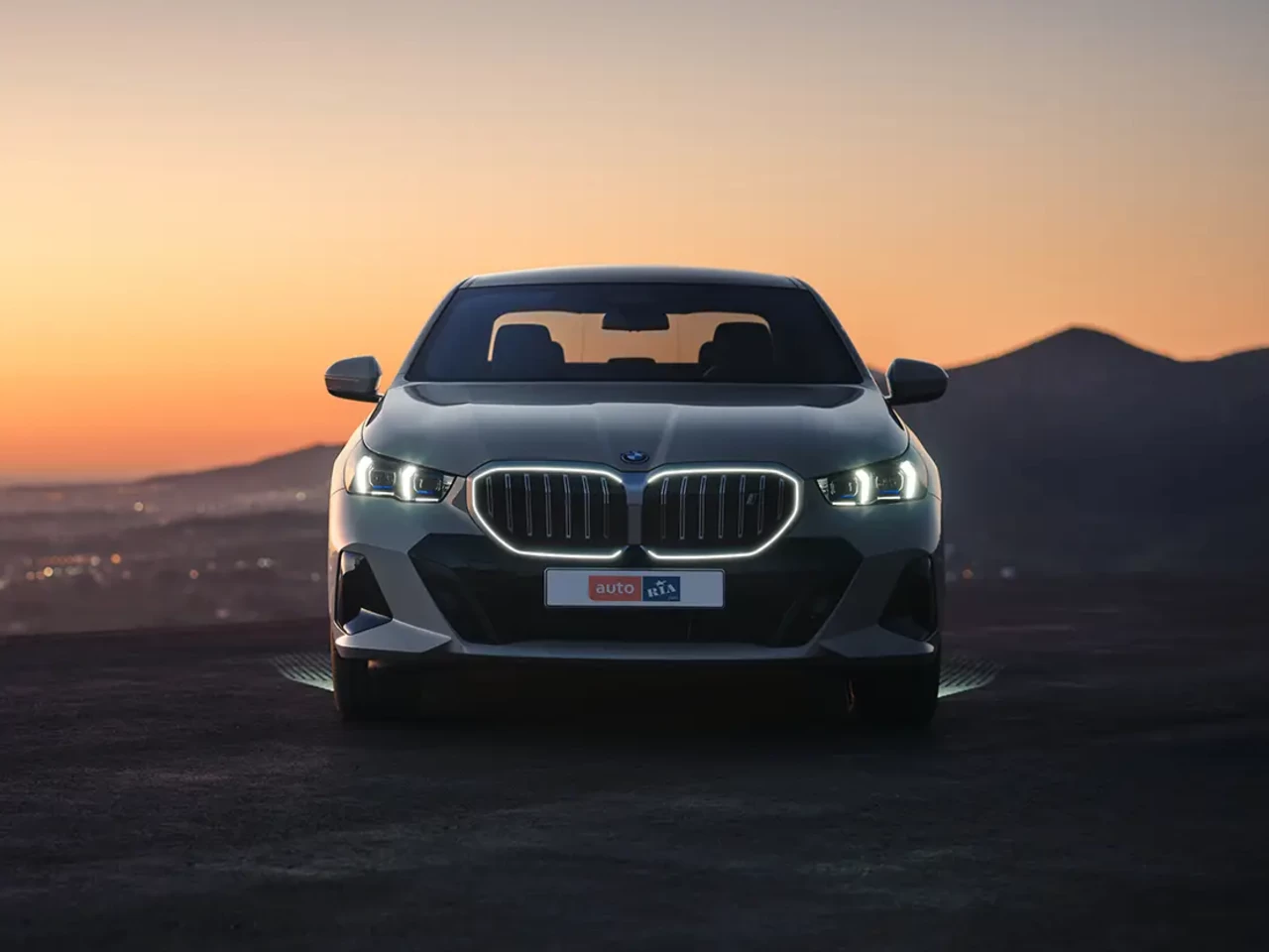 BMW i5 фото - 1.5