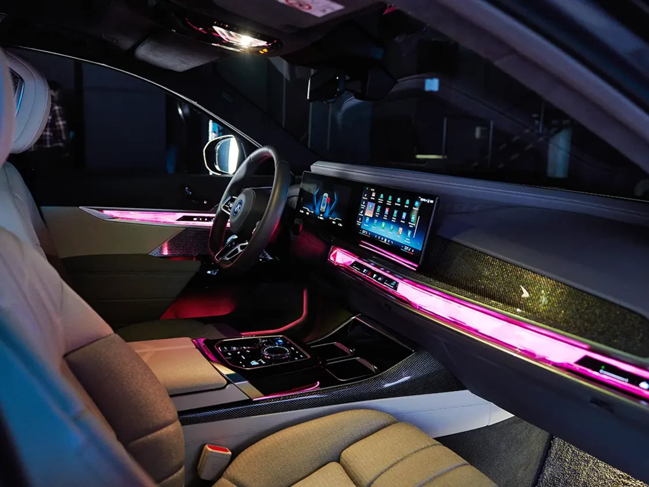 BMW i7 фото - 2.1