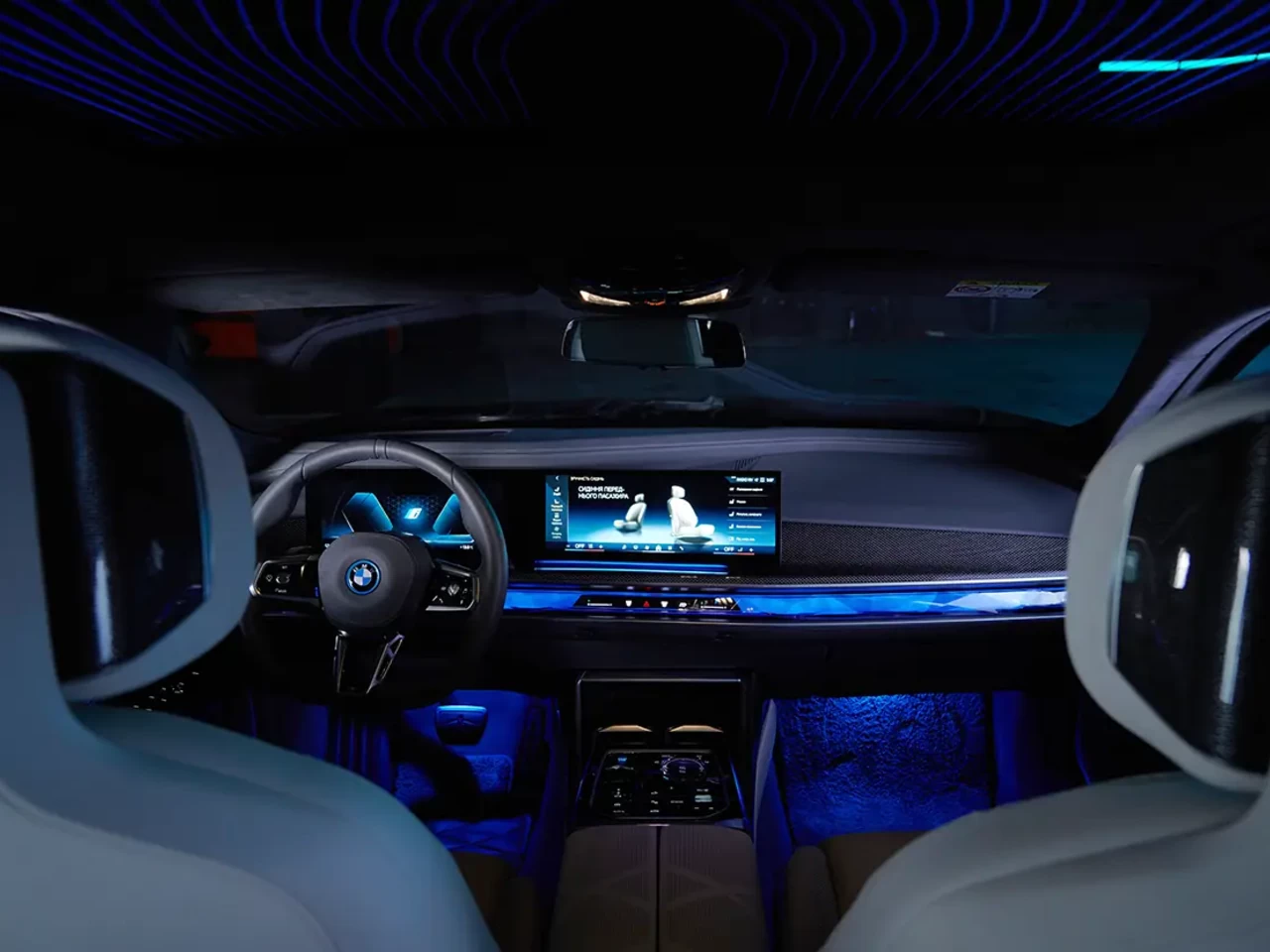 BMW i7 фото - 2.3