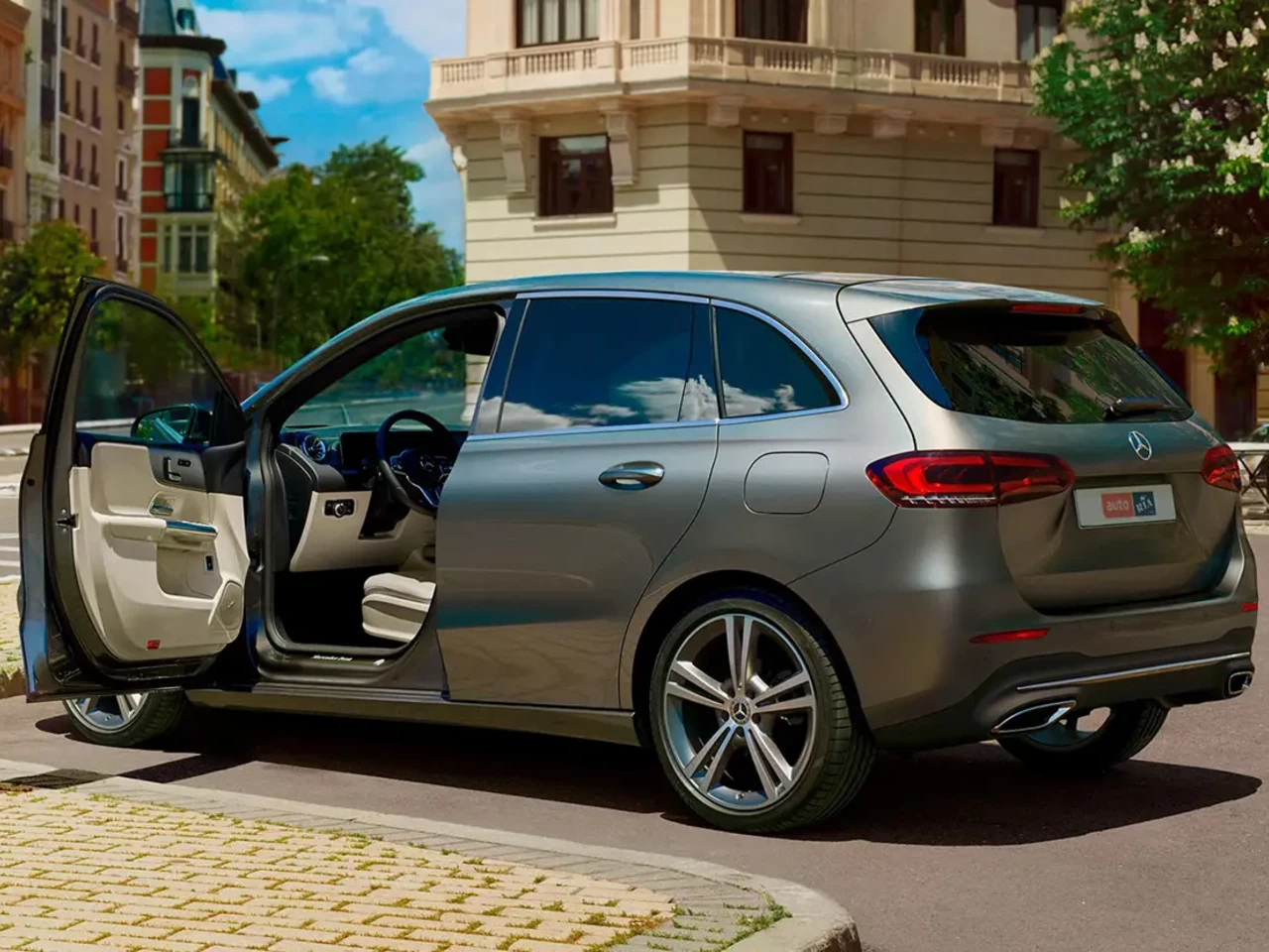 Mercedes-Benz B-Class фото - 3.2