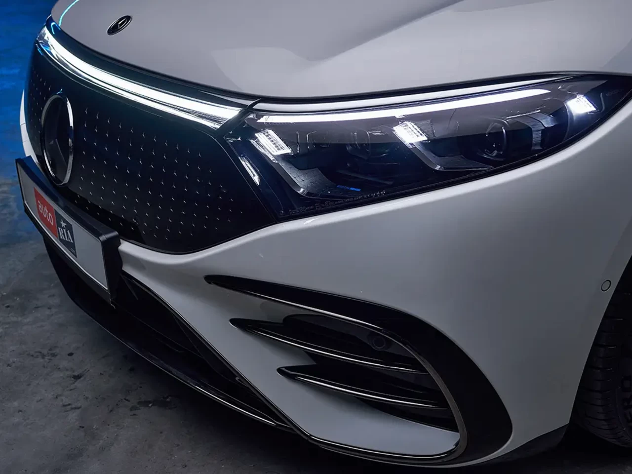 Mercedes-Benz EQS фото - 4.2